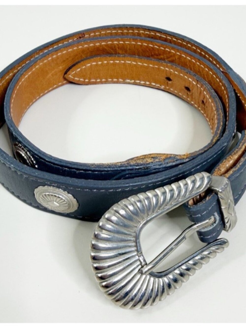 VTG Wright S/M 30" Concho Dark Gray Leather Skinny Belt 1" Wide EUC